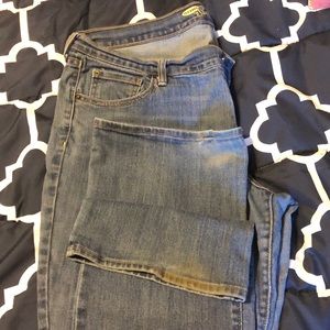 Old navy sweethearts